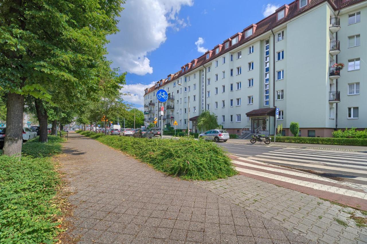 Family Center Spot Apartman Poznań Kültér fotó