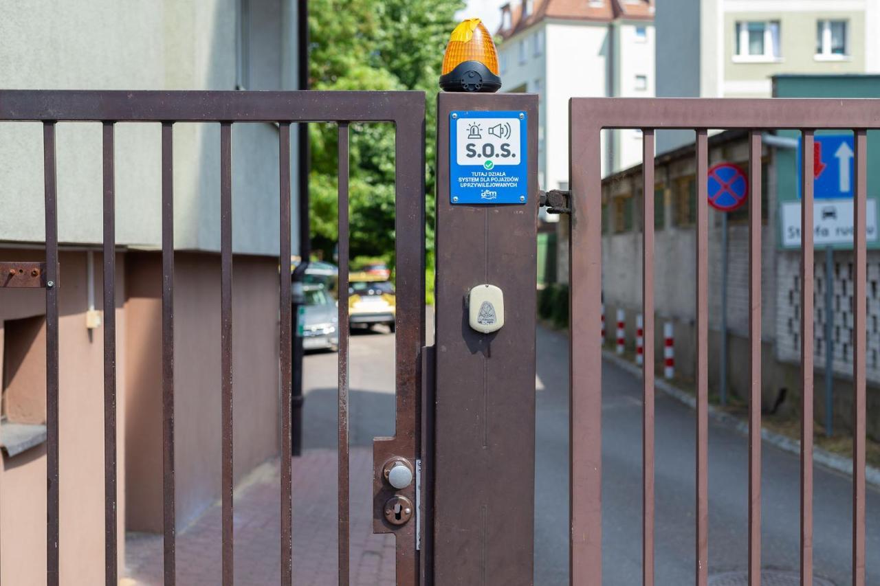 Family Center Spot Apartman Poznań Kültér fotó